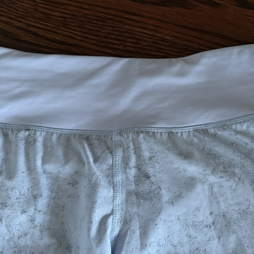 Lululemon shorts - Picture 2 of 4
